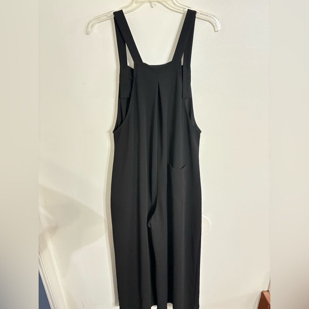 Halara Black Adjustable Strap Button Multiple Poc… - image 5